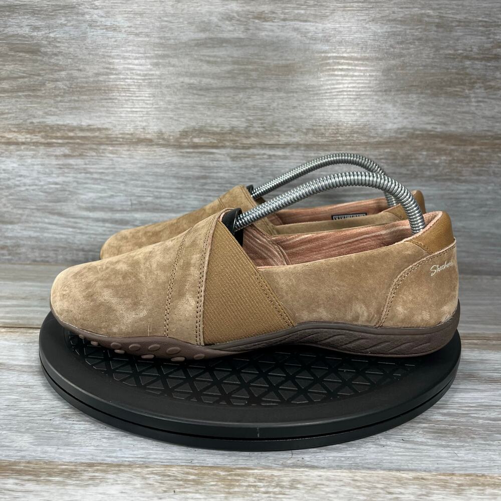 Skechers Women’s Kindred Relaxed Fit Suede Leather 100377 Comfort Shoes Size 9